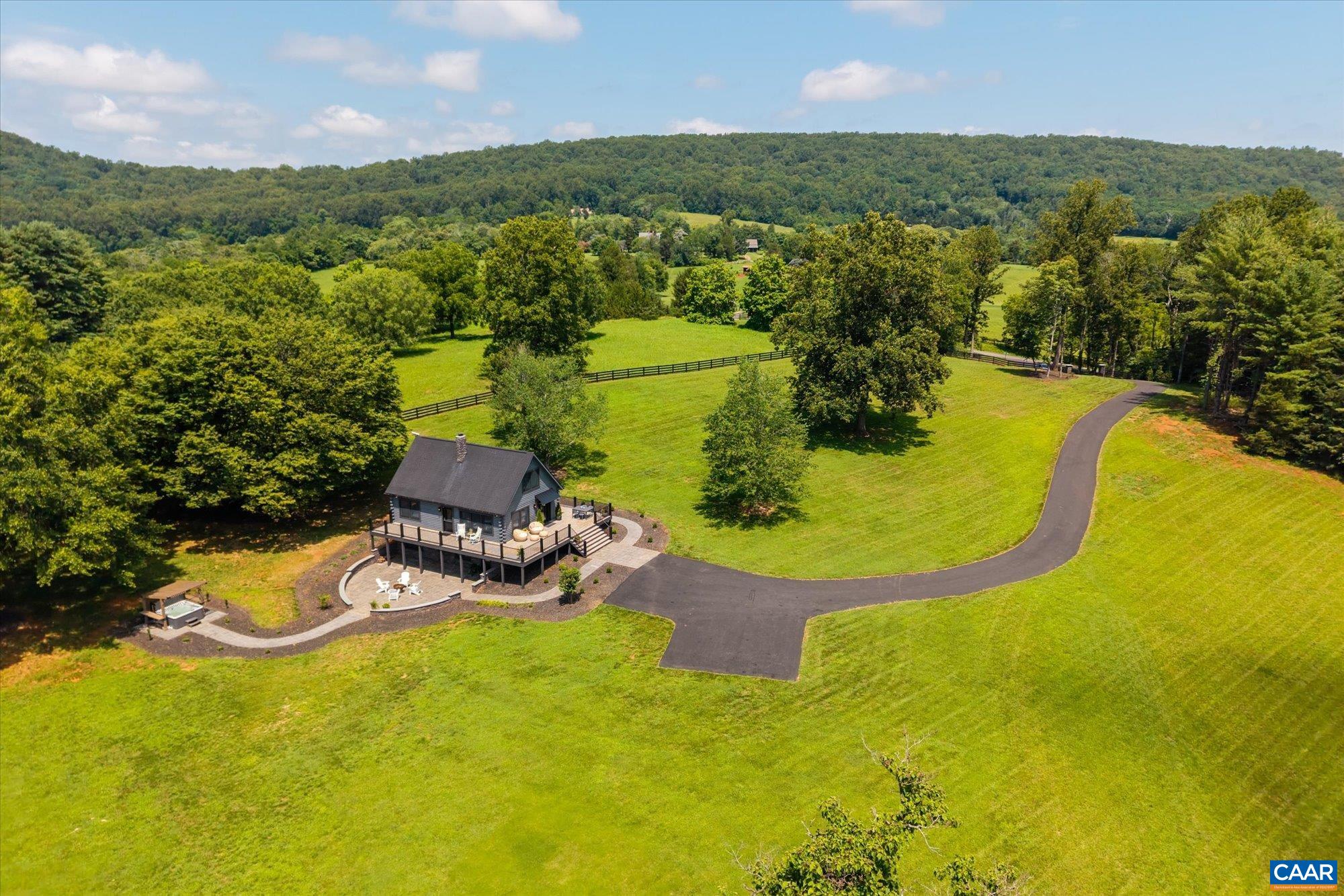 3991 Carters Mountain Road Charlottesville, VA 22902 - Photo 6 of 61 Gallery Image 6