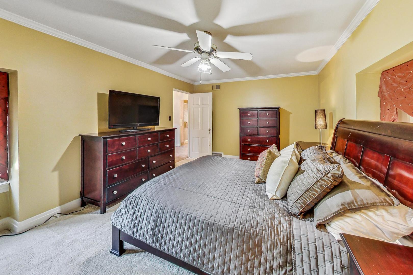 403 Audubon Road Riverside, IL 60546 - Photo 25 of 43