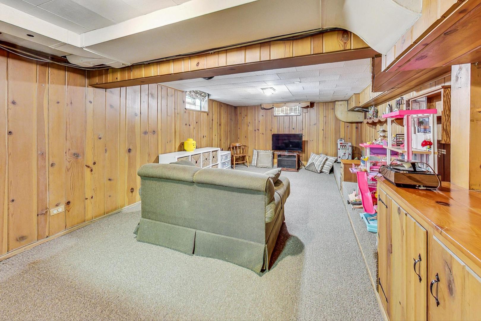 403 Audubon Road Riverside, IL 60546 - Photo 33 of 43