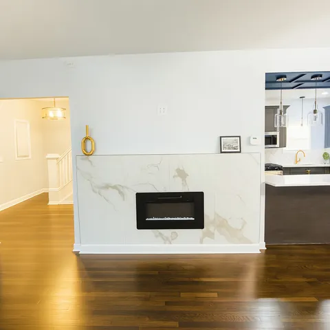 $429,000 | 949 North Lockwood Avenue, Chicago, IL 60651