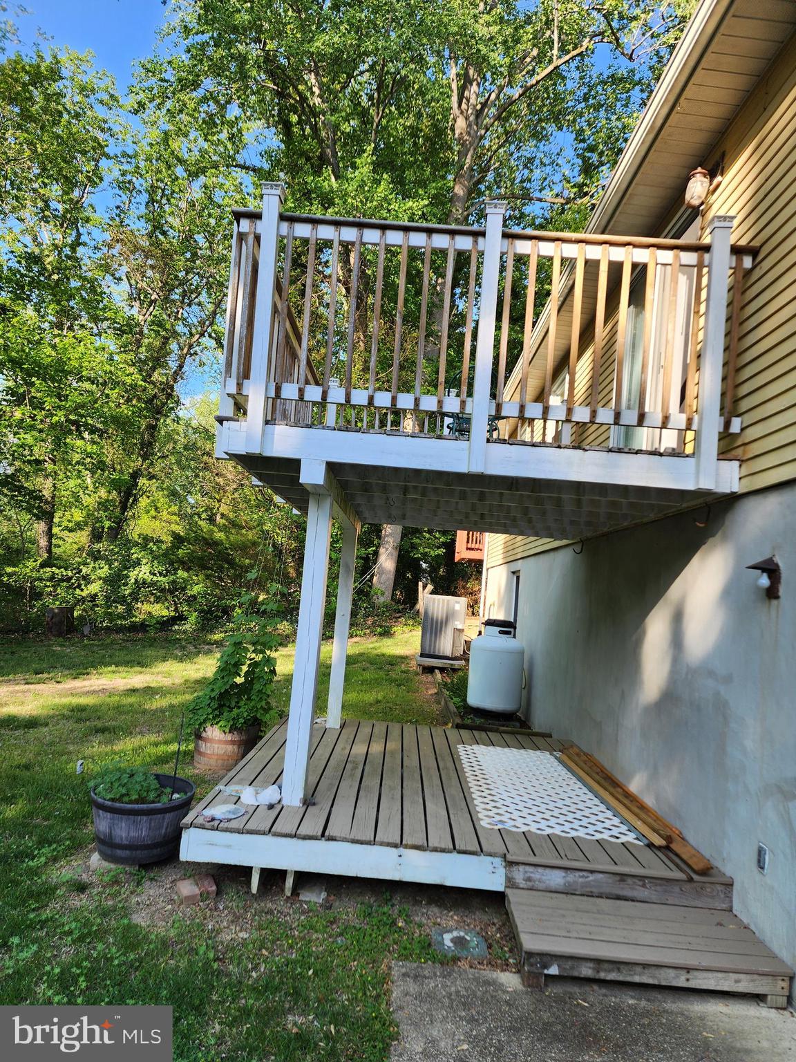 26403 Fielding Road Hollywood, MD 20636 - Photo 3 of 34 Deck