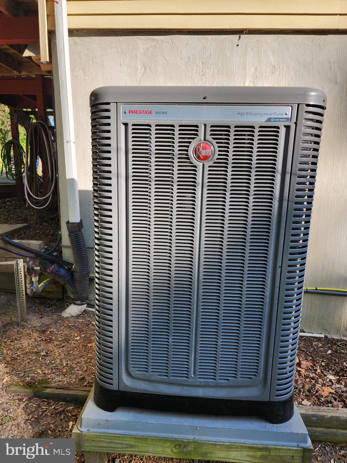 26403 Fielding Road Hollywood, MD 20636 - Photo 32 of 34 Side of home