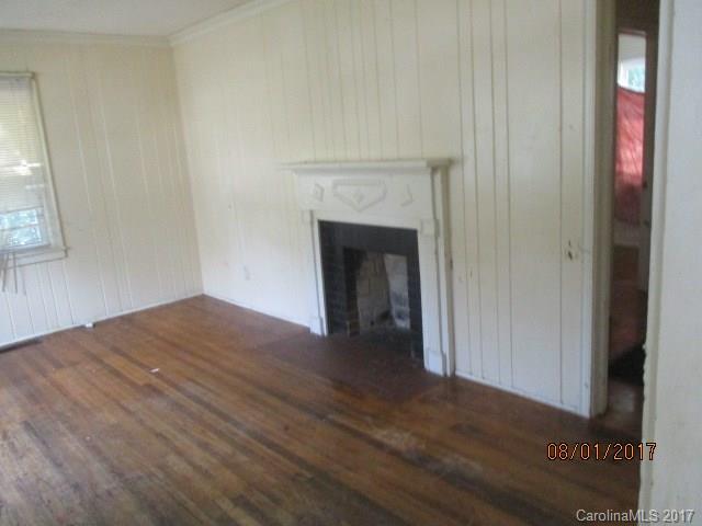 1311 Remount Road Charlotte, NC 28208 - Photo 3 of 4