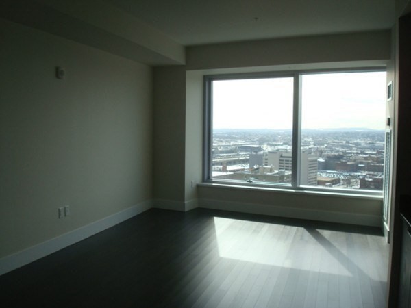 110 Stuart Street, Unit 24I Boston, MA 02116 - Photo 8 of 24 a view of a room with window