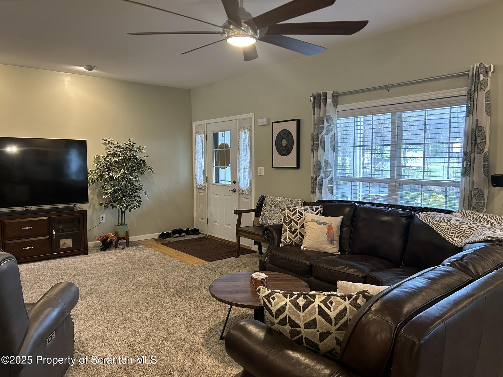 129 Campspear Road Factoryville, PA 18419 - Photo 11 of 58 Living Room