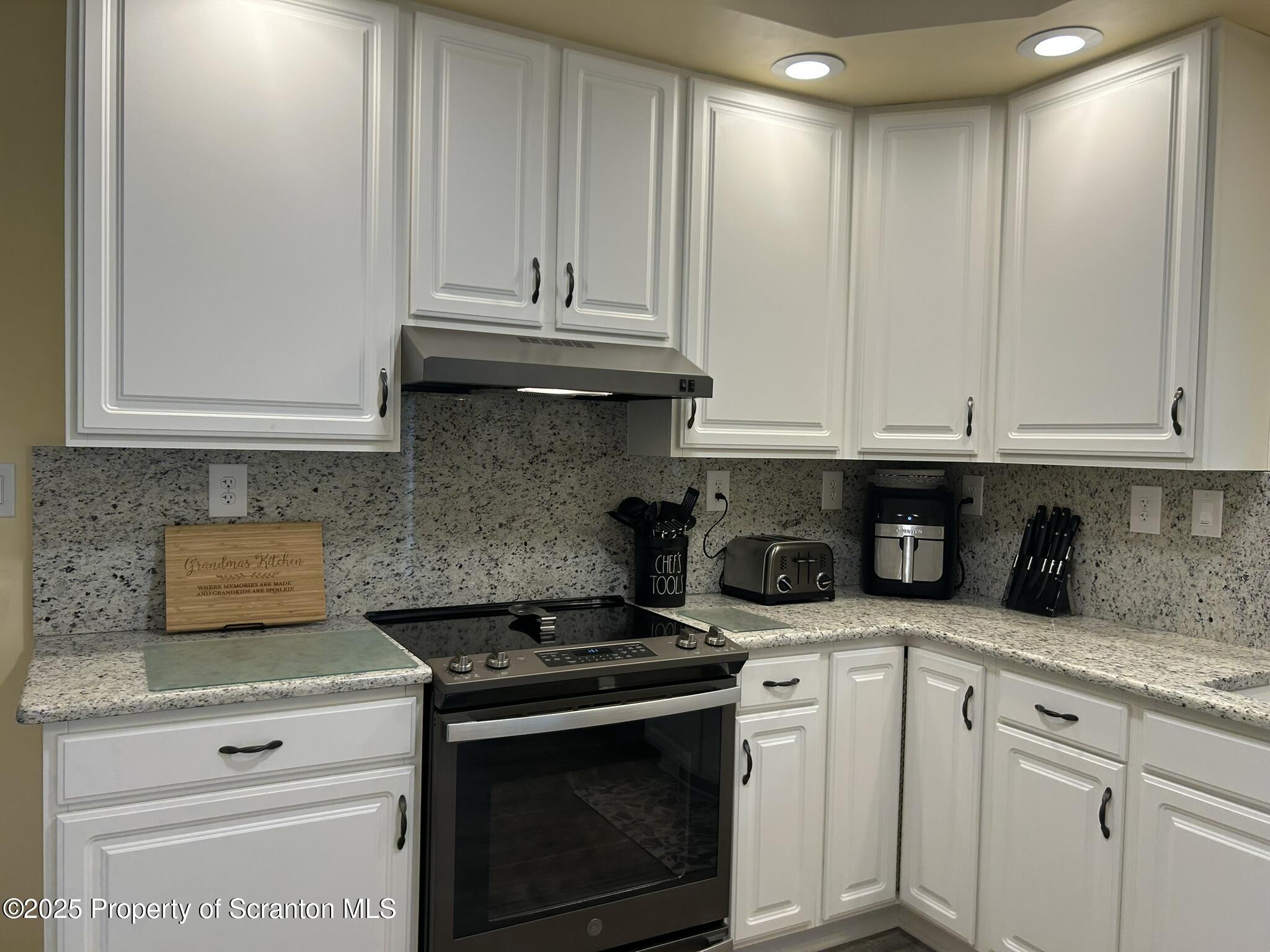 129 Campspear Road Factoryville, PA 18419 - Photo 18 of 58 Kitchen
