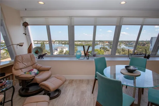 a en suite bathroom with a sink and a shower