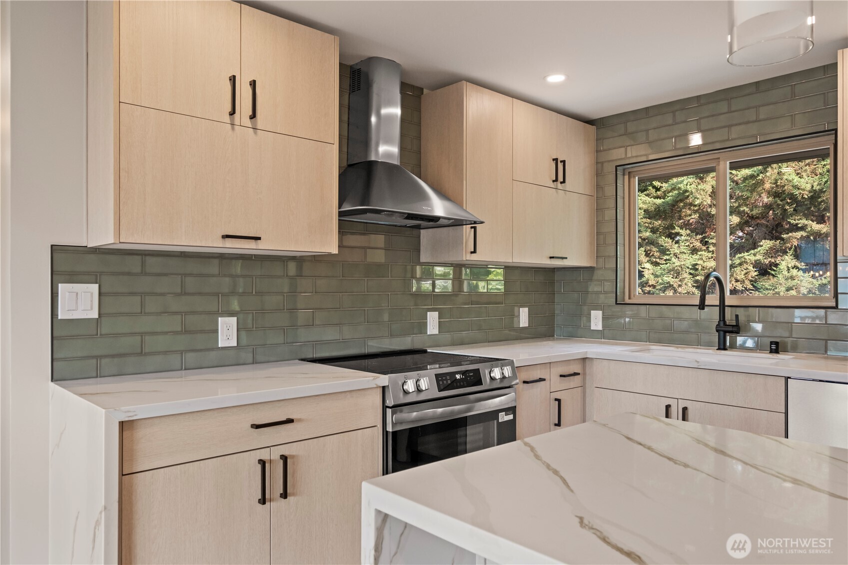 16317 127th Place Southeast Renton, WA 98058 - Photo 11 of 40 Gallery Image 11