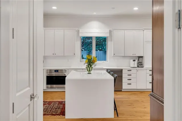 $1,350,000 | 225 Ridgewood Drive, Metairie, LA 70005