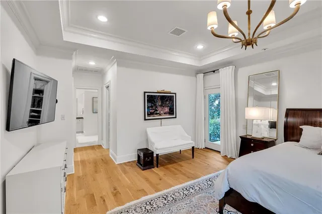 $1,350,000 | 225 Ridgewood Drive, Metairie, LA 70005