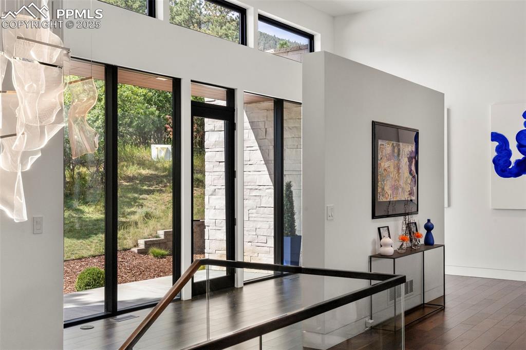 17 Midland Road Colorado Springs, CO 80906 - Photo 4 of 50