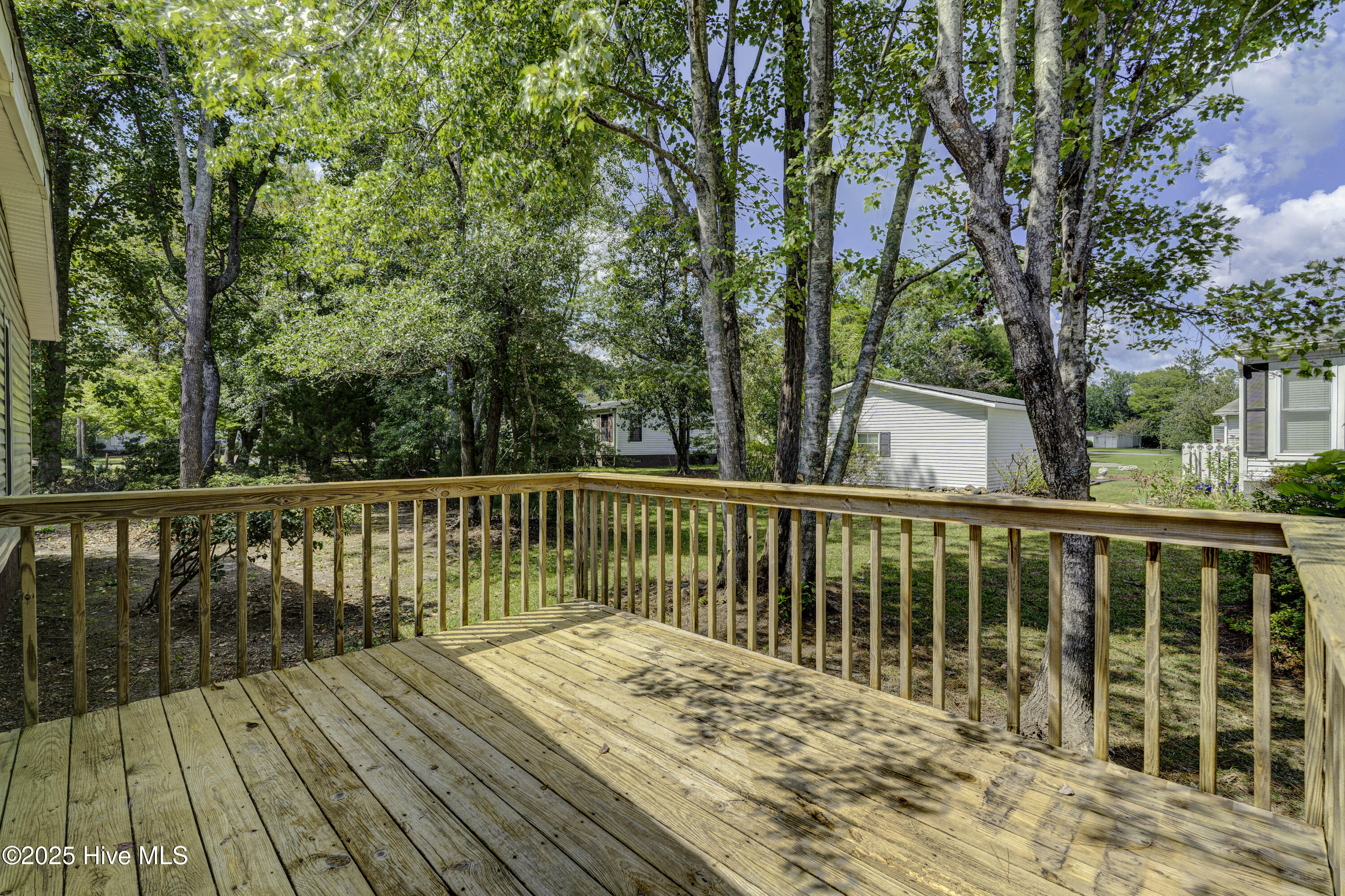 609 Outrigger Court Hampstead, NC 28443 - Photo 33 of 37 609OutriggerFinal-36