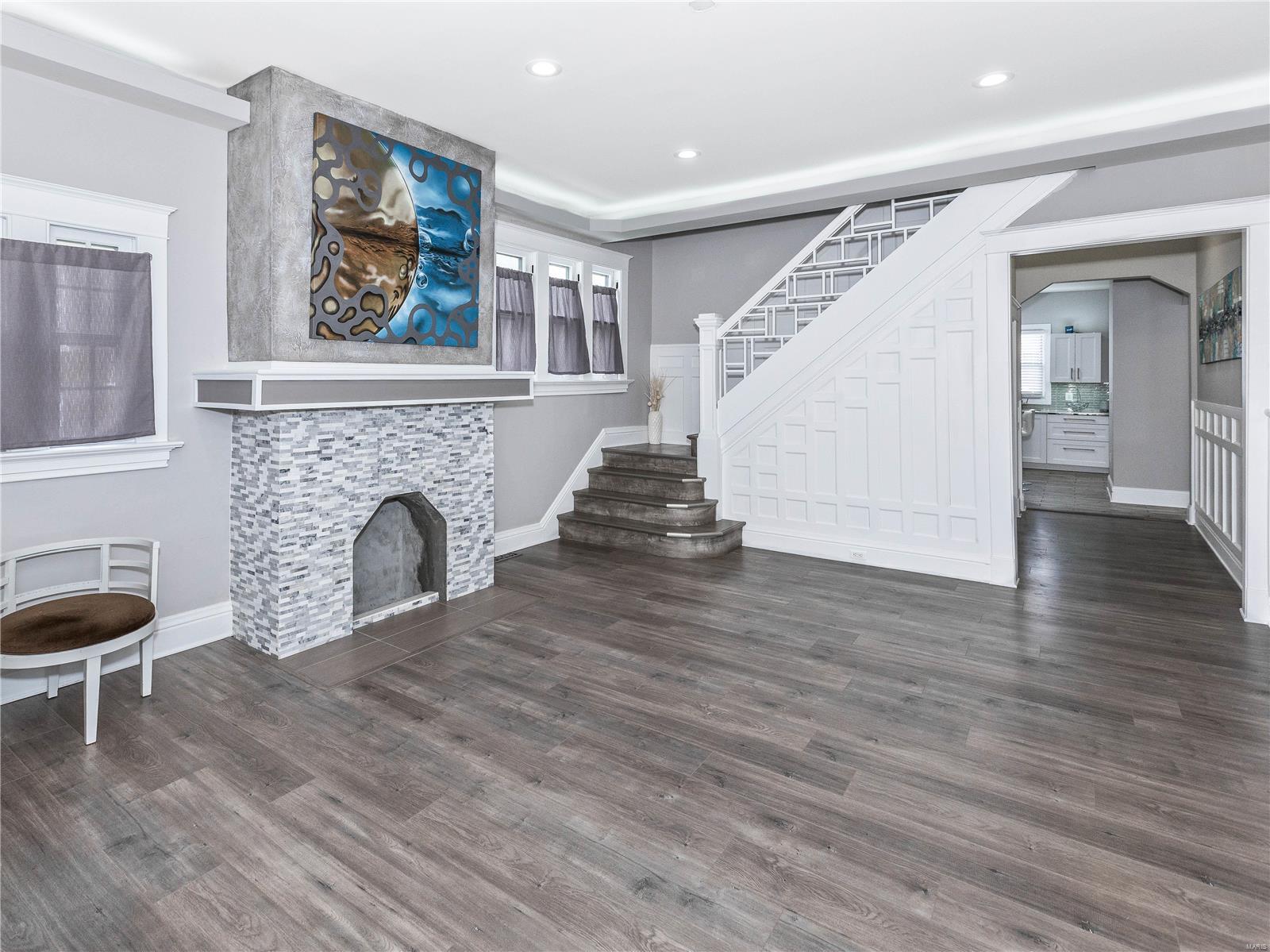 714 St Louis Road Collinsville, IL 62234 - Photo 7 of 49 Gallery Image 7