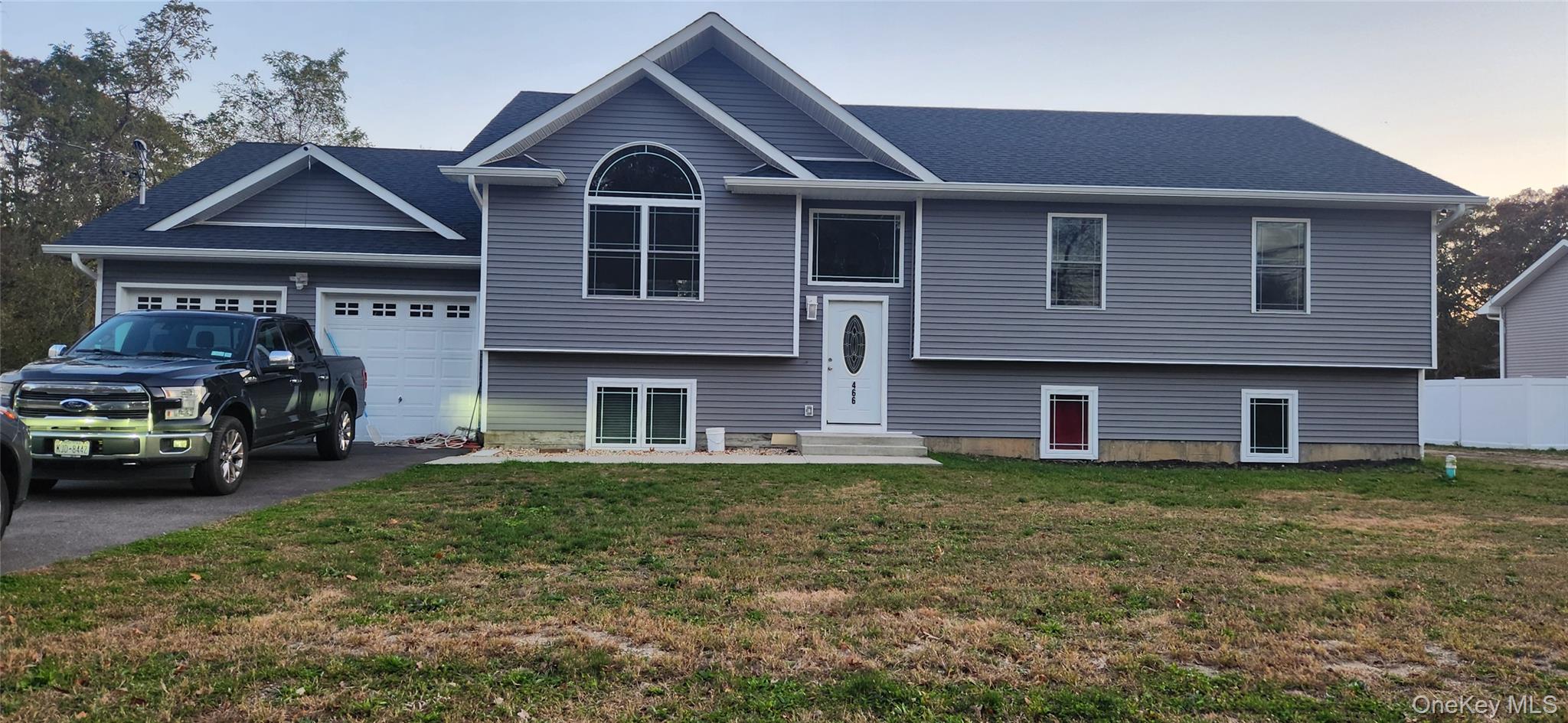 466 Granny Road Medford, NY 11763 - Photo 1 of 14 a view of a yard in front of house