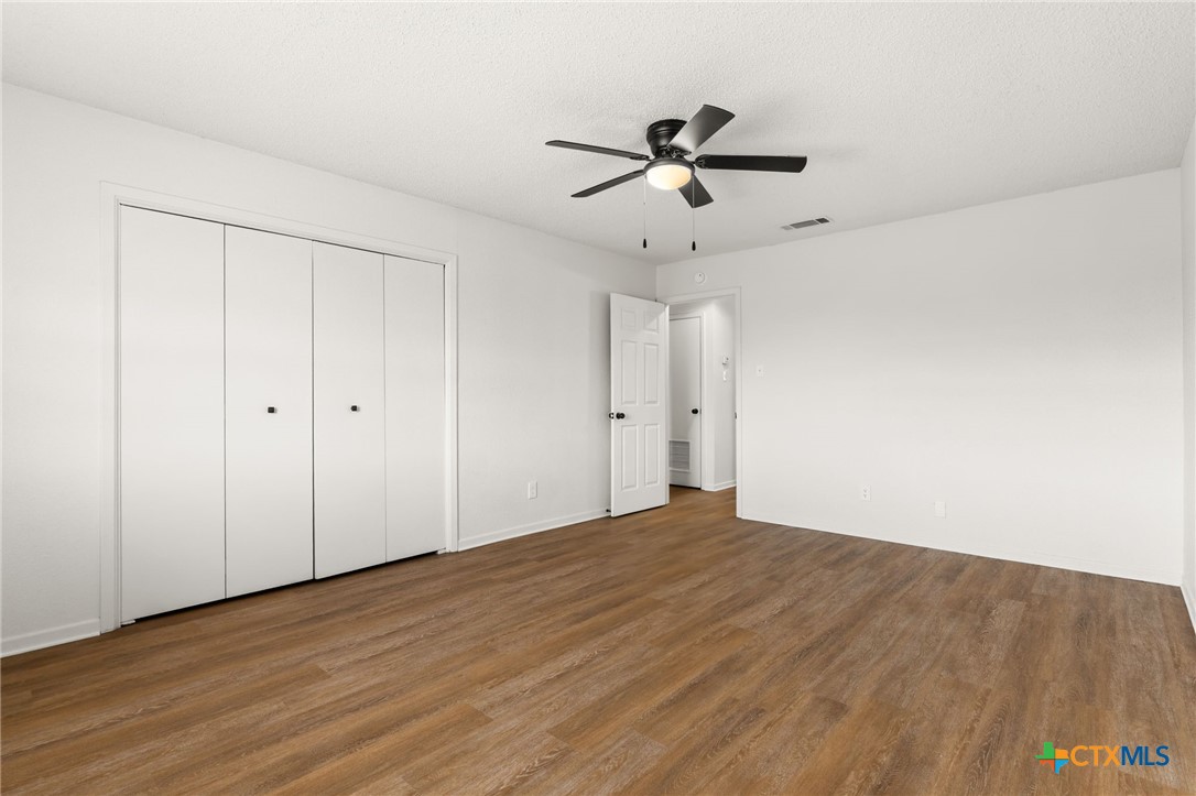 1005 Eastside Drive, Unit D Killeen, TX 76543 - Photo 7 of 9 a view of an empty room