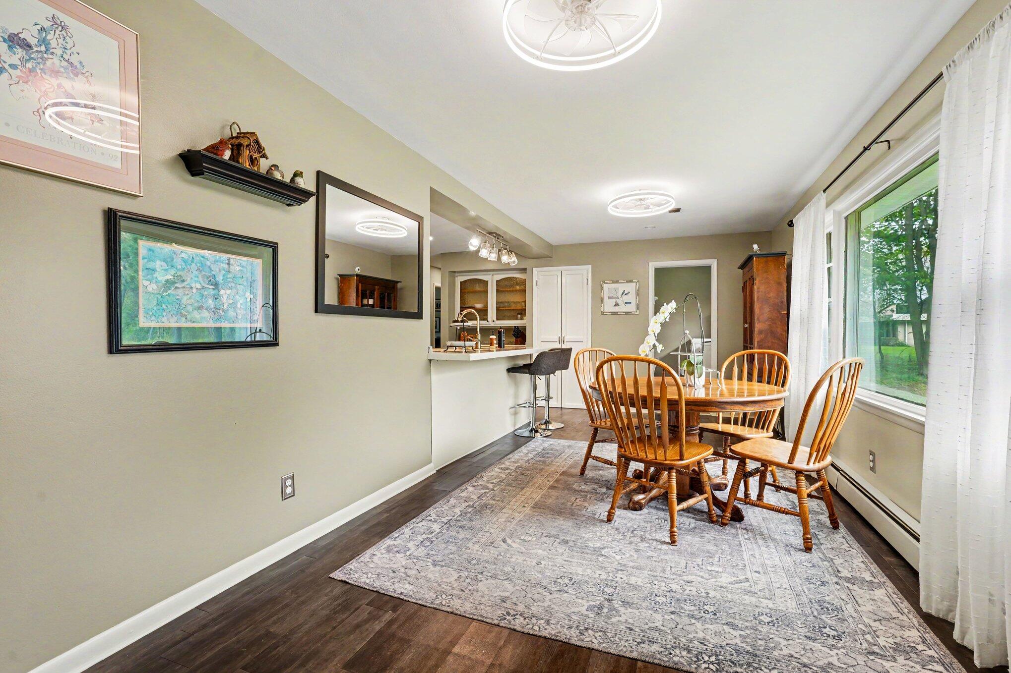 4429 Grand Prairie Road Kalamazoo, MI 49006 - Photo 10 of 29 009_file_9691