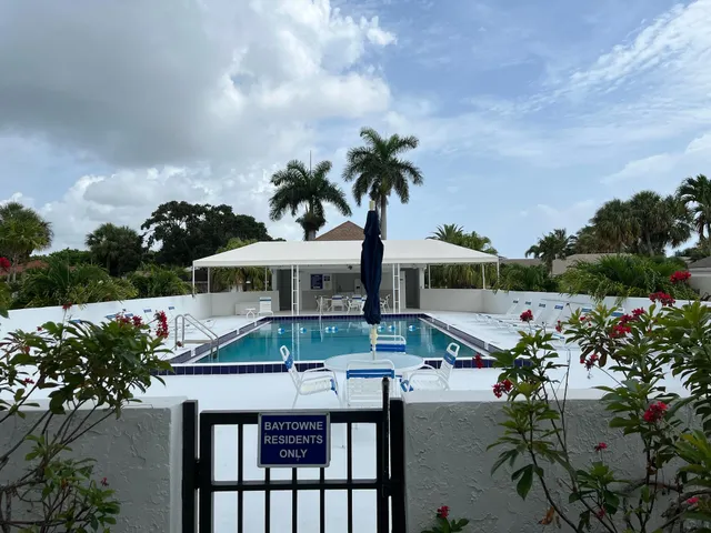 $8,500 | 17020 Bay Street, Jupiter, FL 33477