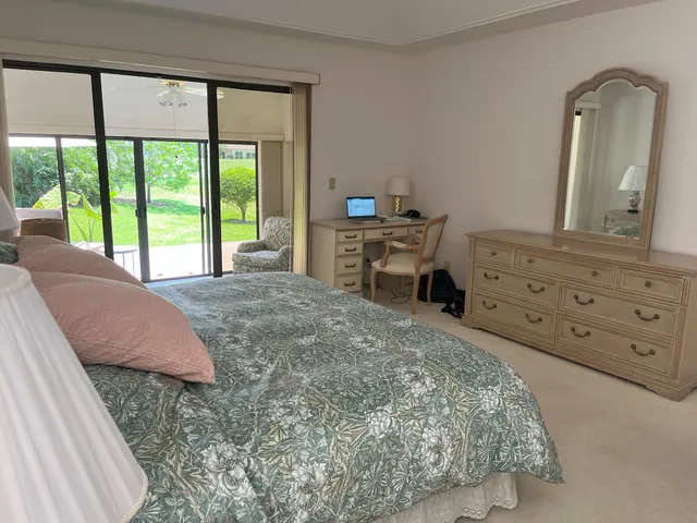 $8,500 | 17020 Bay Street, Jupiter, FL 33477