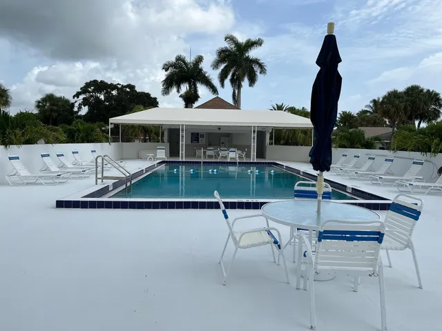 $8,500 | 17020 Bay Street, Jupiter, FL 33477