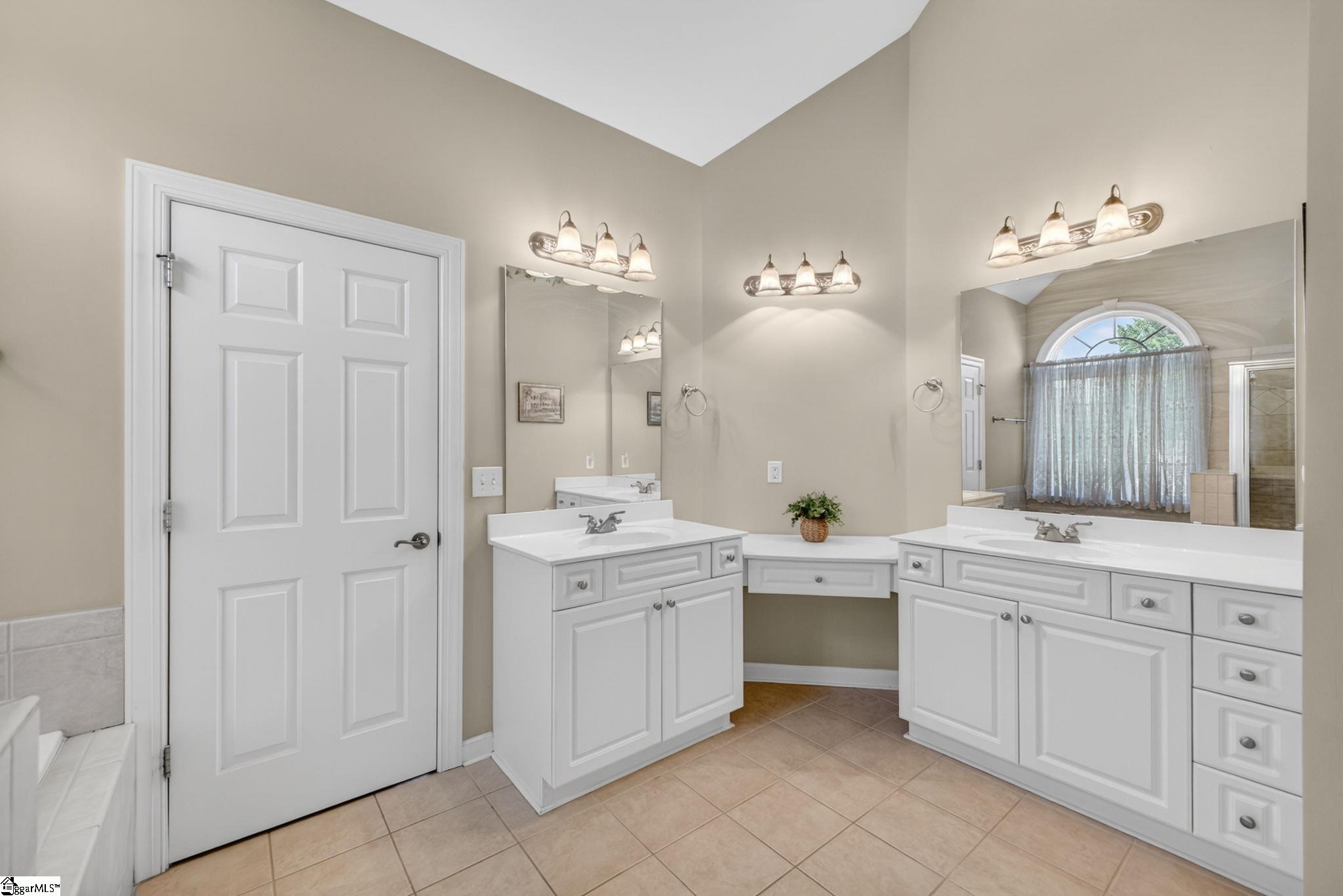 206 Abercorn Way Simpsonville, SC 29681 - Photo 18 of 40