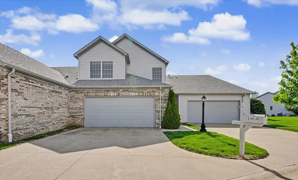 $265,500 | 1404 Quail Run Drive, Savoy, IL 61874