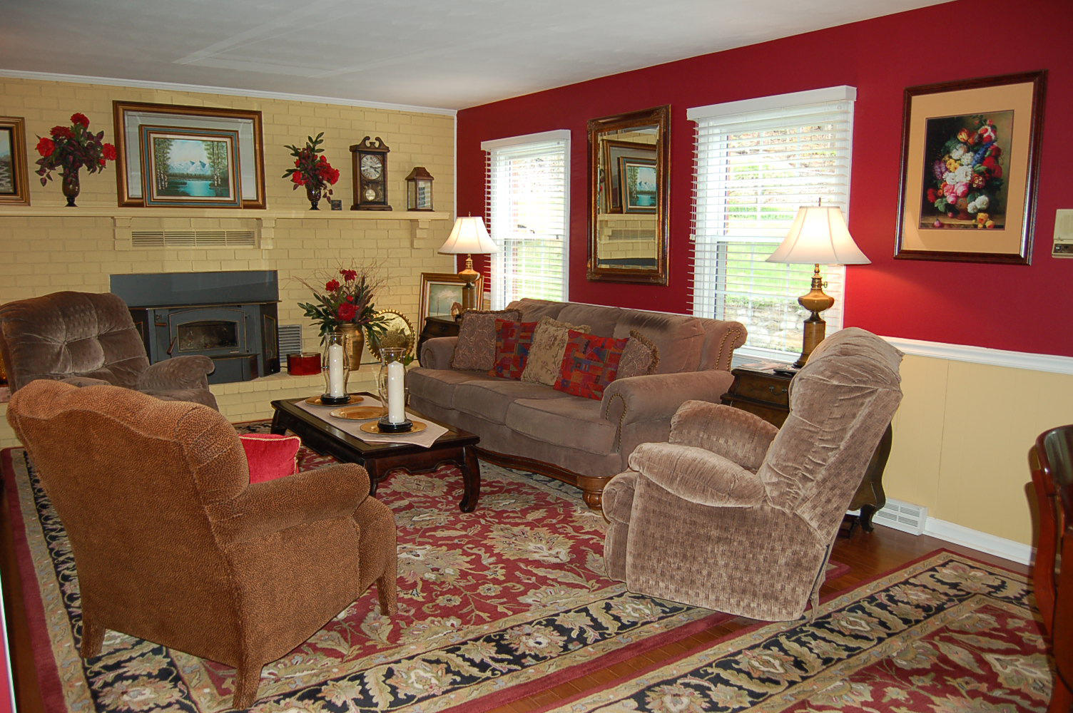 52 Ridgeview Road Blue Ridge, VA 24064 - Photo 11 of 46 a living room with furniture fireplace and window