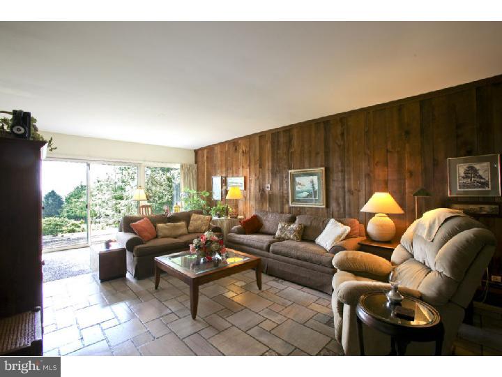 2027 North Ridge Road Perkasie, PA 18944 - Photo 12 of 24 Family Room