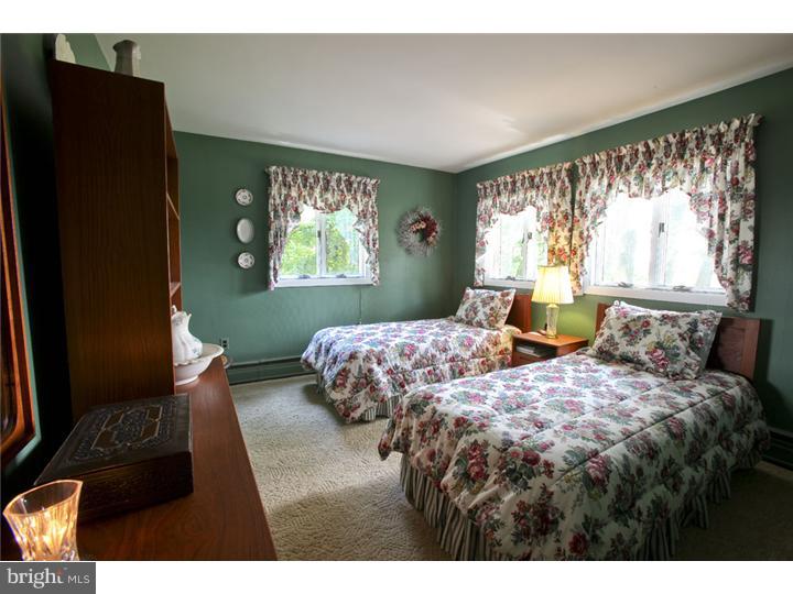 2027 North Ridge Road Perkasie, PA 18944 - Photo 20 of 24 Bedroom 3