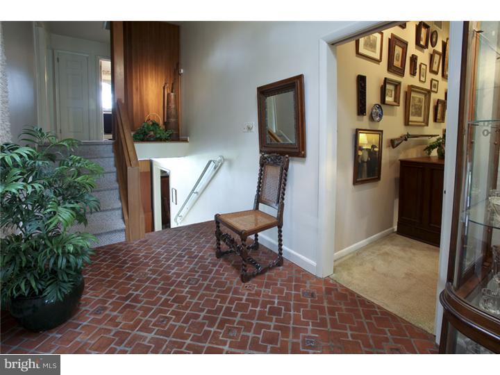 2027 North Ridge Road Perkasie, PA 18944 - Photo 8 of 24 Foyer