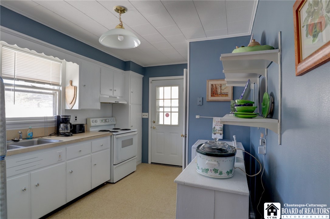 3331 Strunk Road Ellicott, NY 14701 - Photo 7 of 48