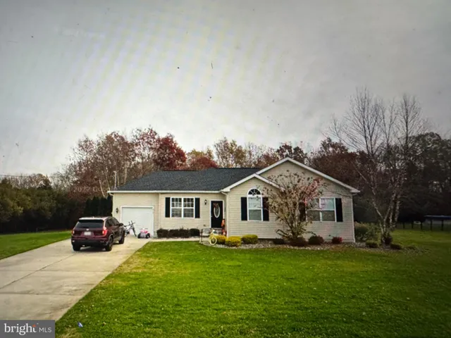 $2,600 | 2101 Venezia Avenue, Vineland, NJ 08361