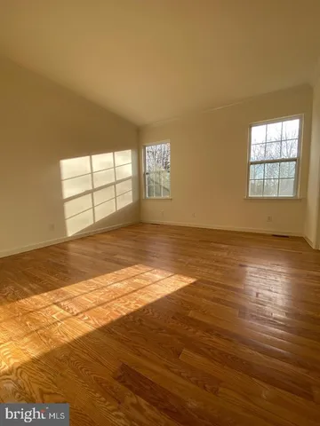 $2,600 | 2101 Venezia Avenue, Vineland, NJ 08361