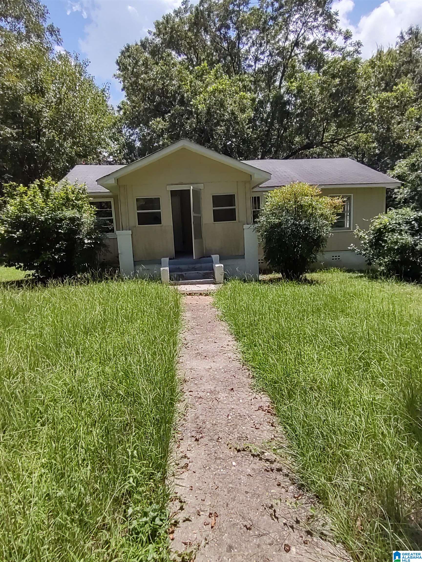 209 Rice Avenue Anniston, AL 36201 - Photo 5 of 16