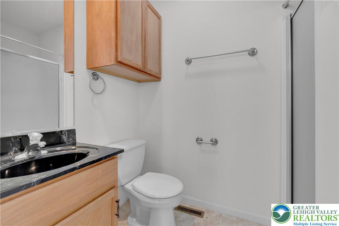 1507 High Street Bethlehem, PA 18018 - Photo 17 of 38