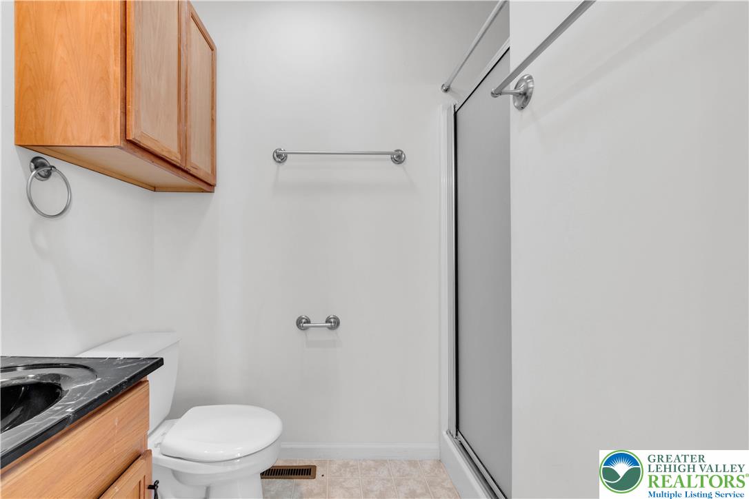 1507 High Street Bethlehem, PA 18018 - Photo 25 of 38