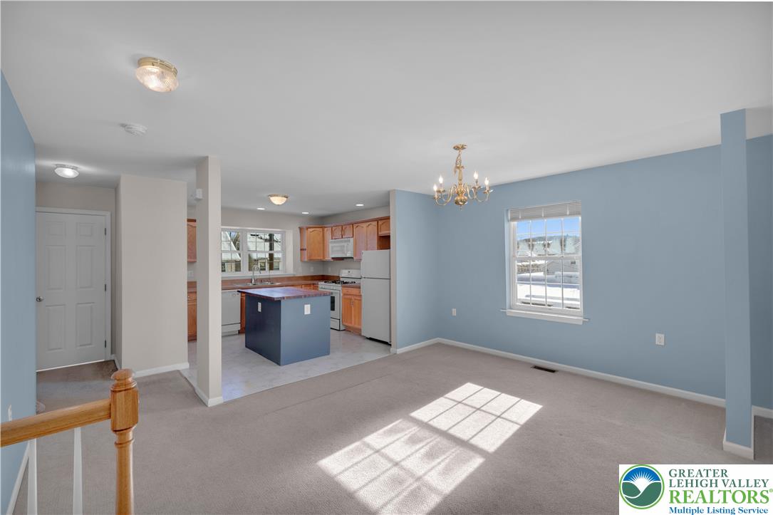 1507 High Street Bethlehem, PA 18018 - Photo 4 of 38