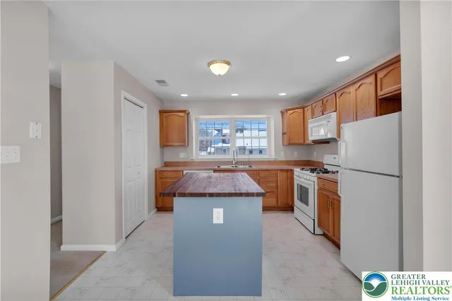 $325,000 | 1507 High Street, Bethlehem, PA 18018