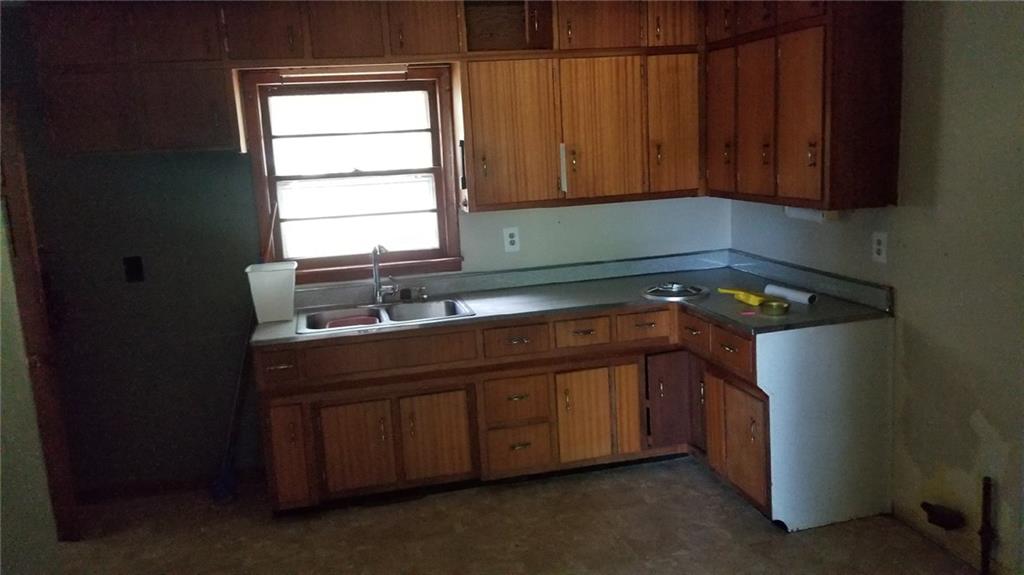 3166 Chapel Road Anderson, IN 46012 - Photo 6 of 7 Gallery Image 6