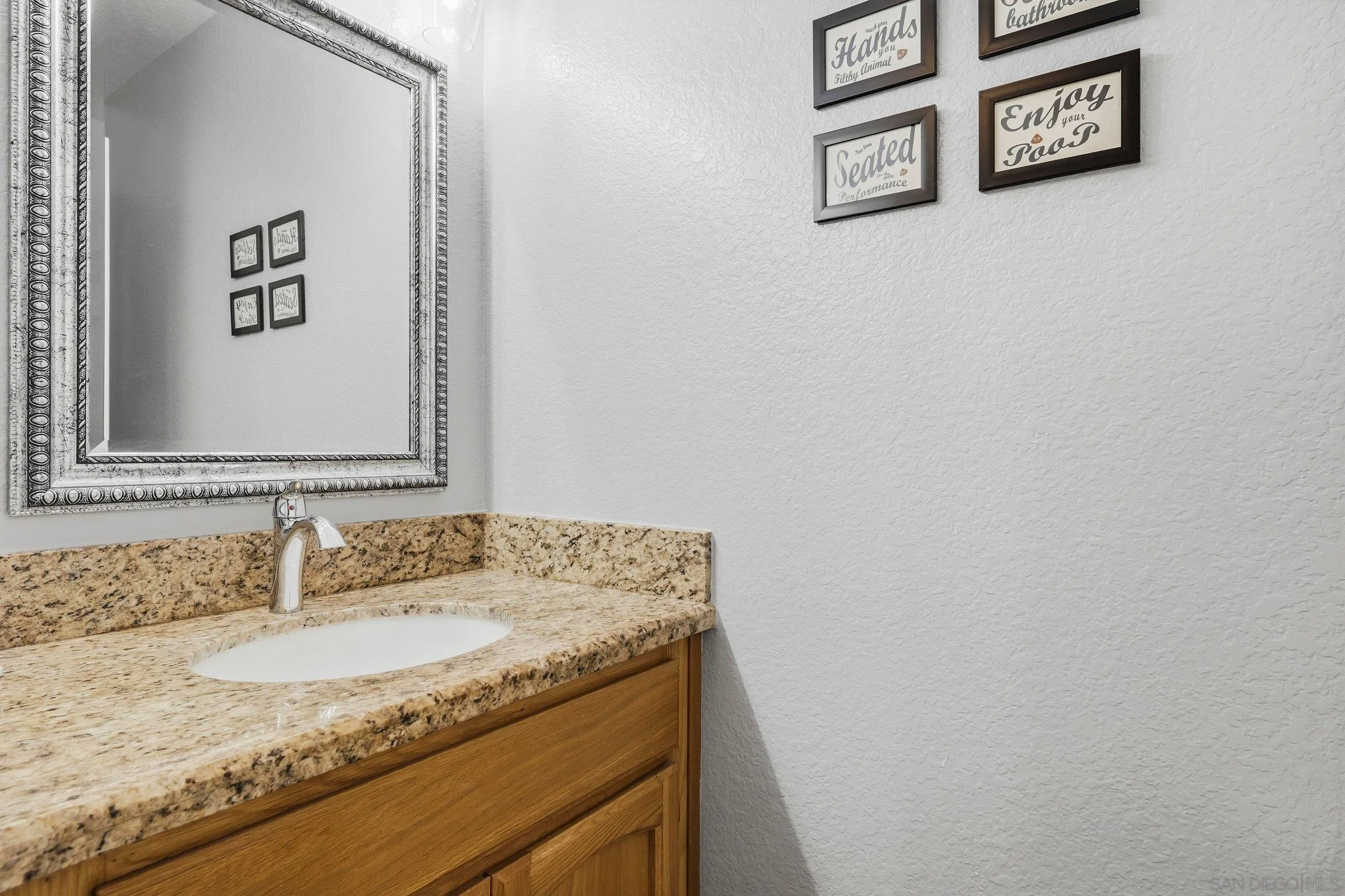 849 Muirfield Drive Oceanside, CA 92058 - Photo 12 of 33