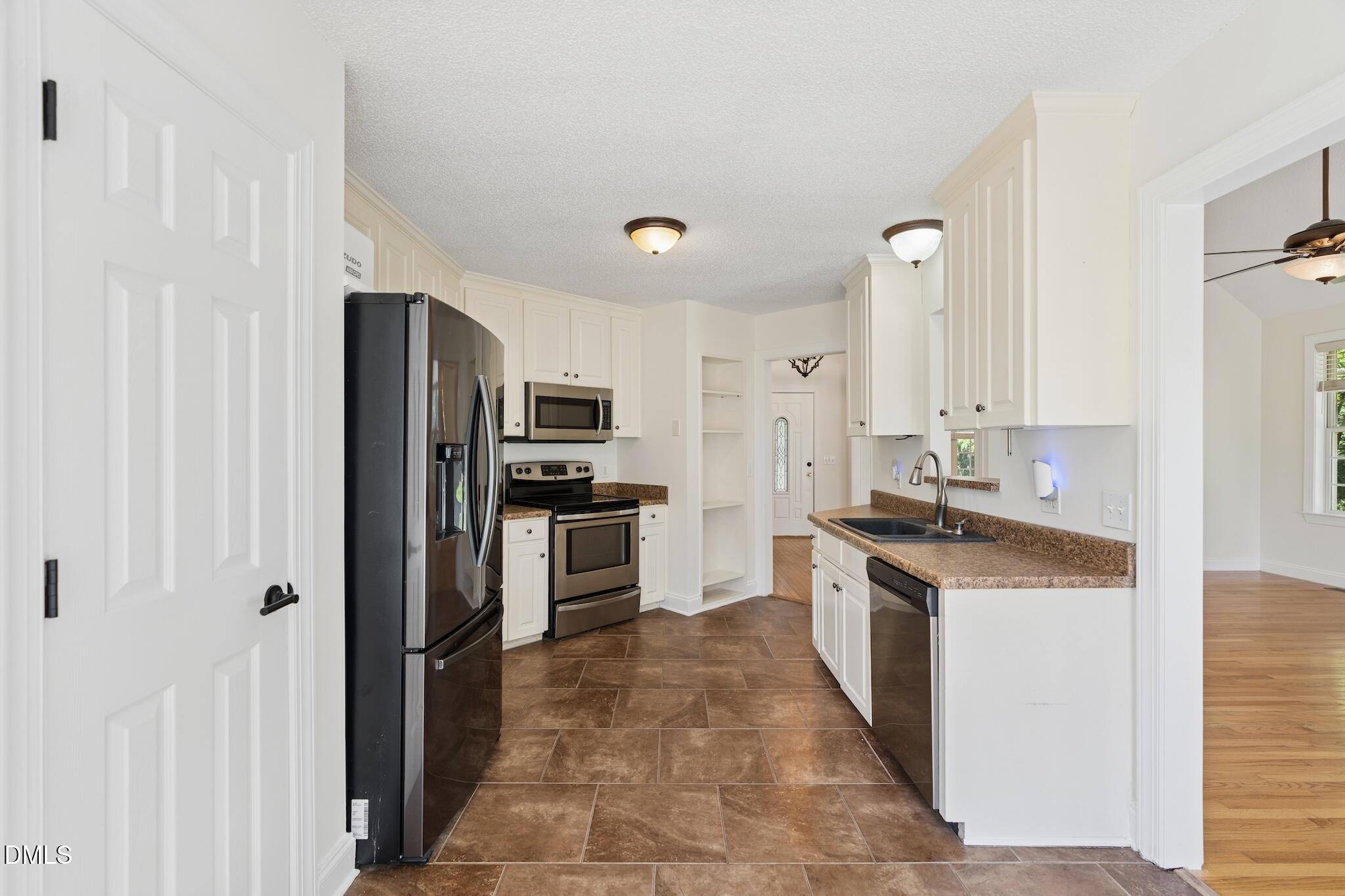 719 Rudy Drive Clayton, NC 27520 - Photo 13 of 43 DSC07878