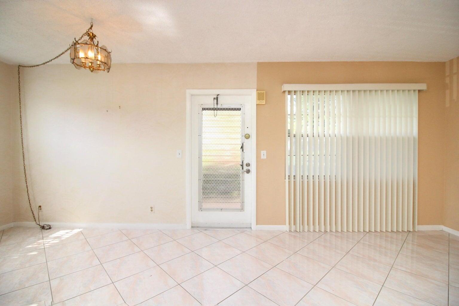 434 Fanshaw K Boca Raton, FL 33434 - Photo 5 of 20 20200305160914342290000000-o