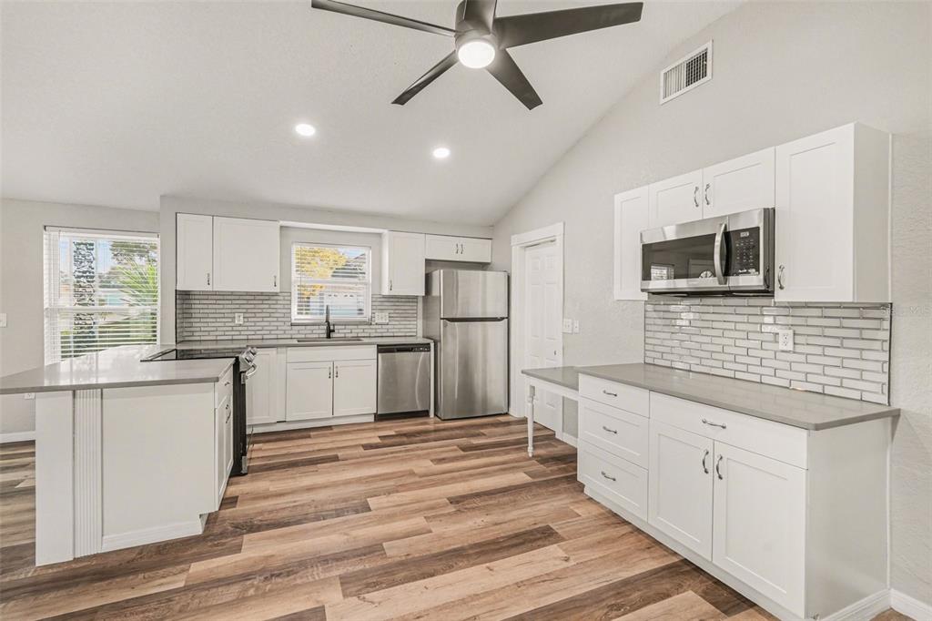 11241 Yewtree Avenue Port Richey, FL 34668 - Photo 7 of 16