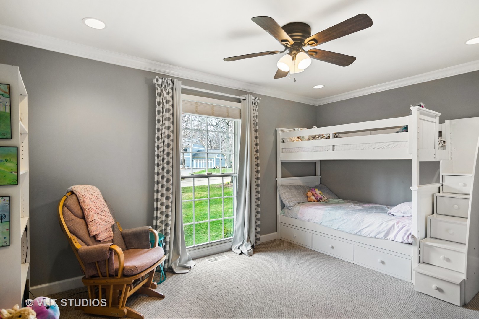 1 Applejack Road Rolling Meadows, IL 60008 - Photo 14 of 22 a bedroom with a bed and a chair