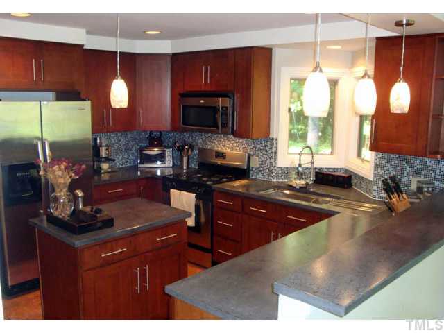 921 Wimberly Road Apex, NC 27523 - Photo 3 of 22 Gallery Image 3