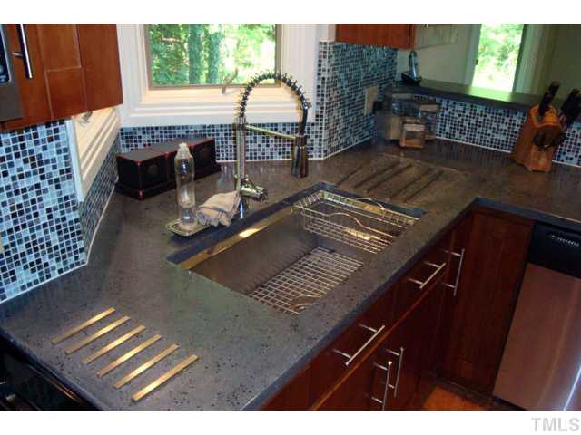 921 Wimberly Road Apex, NC 27523 - Photo 4 of 22 Gallery Image 4