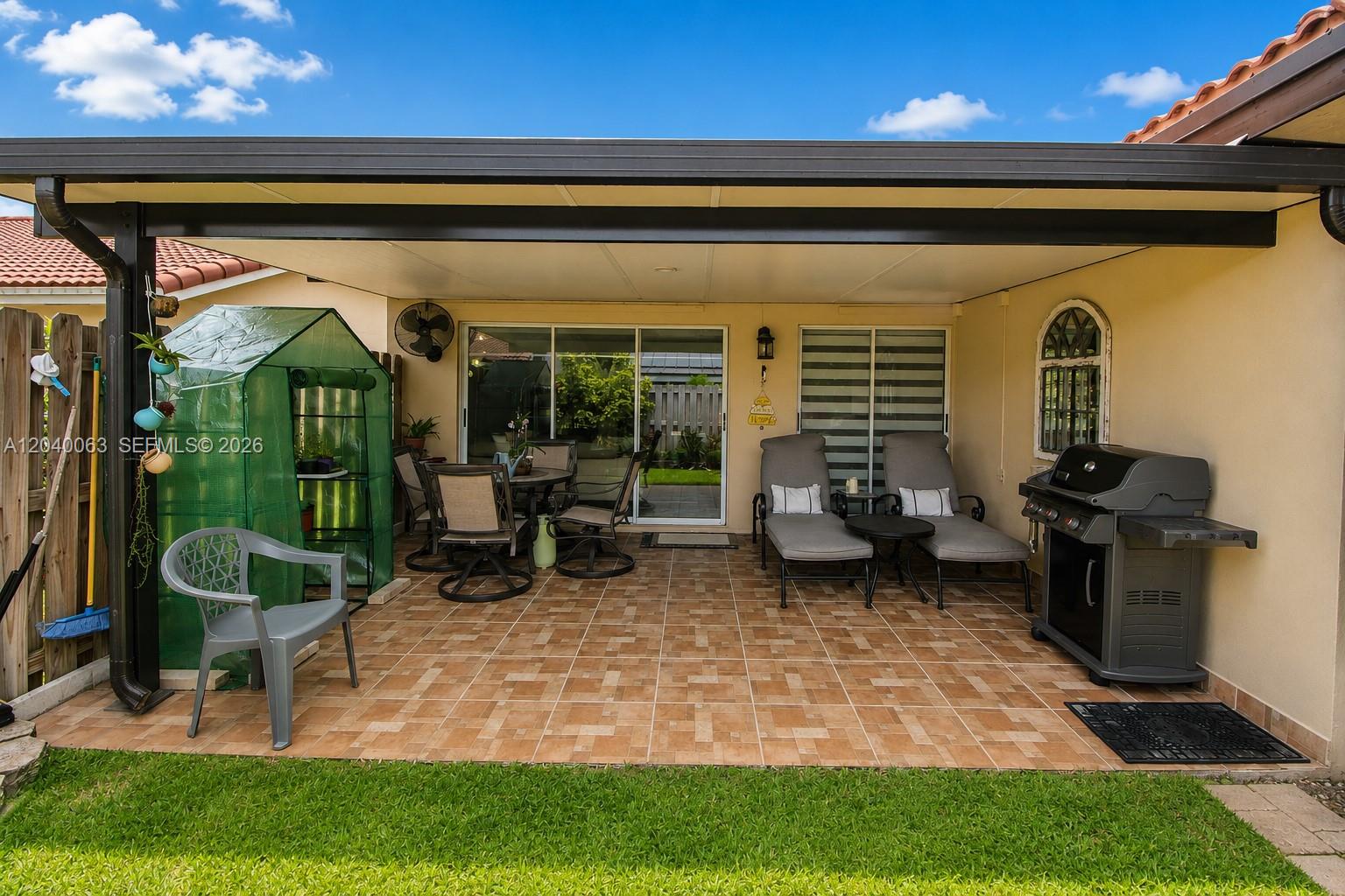 7743 Southwest 157th Place Miami, FL 33193 - Photo 25 of 30