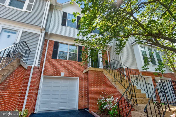 $615,000 | 232 Finchingfield Court, Sterling, VA 20165