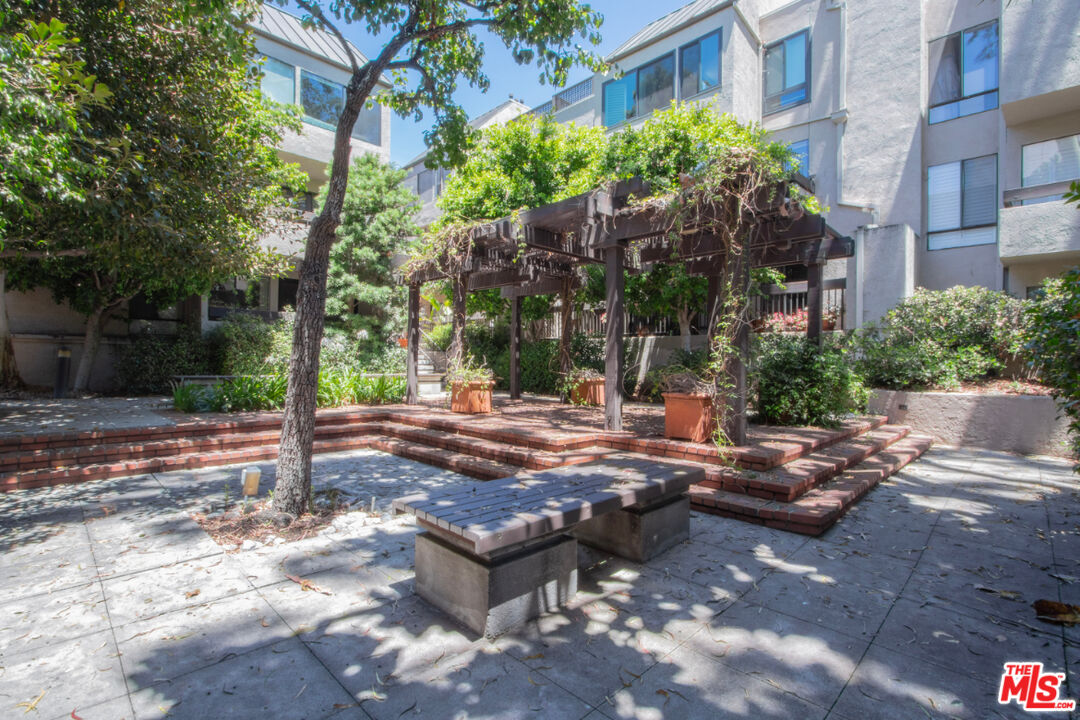 950 North Kings Road, Unit 341 West Hollywood, CA 90069 - Photo 20 of 22