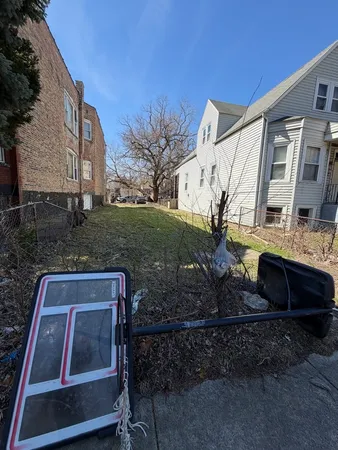 $10,000 | 7142 South Carpenter Street, Chicago, IL 60621