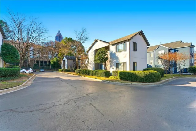 $2,200 | 56 Finch Trail Northeast, Atlanta, GA 30308